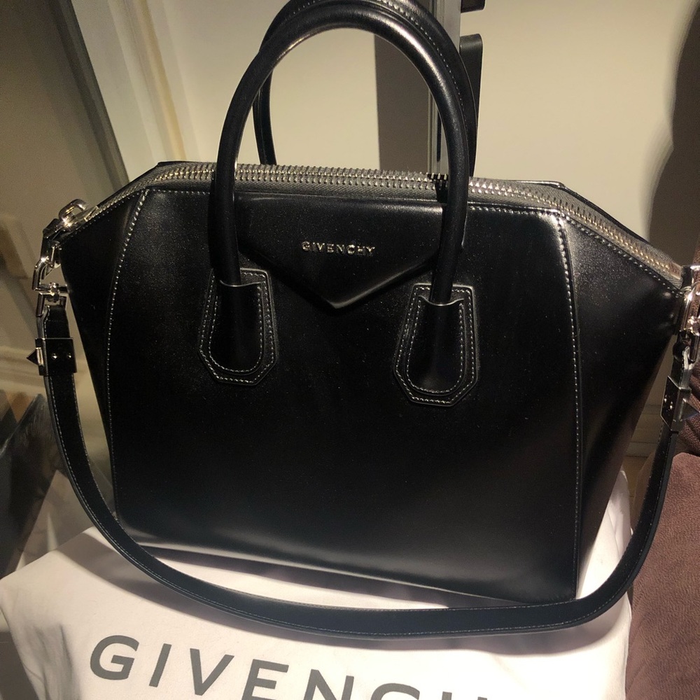 Black Givenchy Medium Antigona Bag